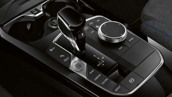 Коробка передач Steptronic Sport. BMW 1 серії, 8-ступінчаста коробка передач Steptronic Sport.