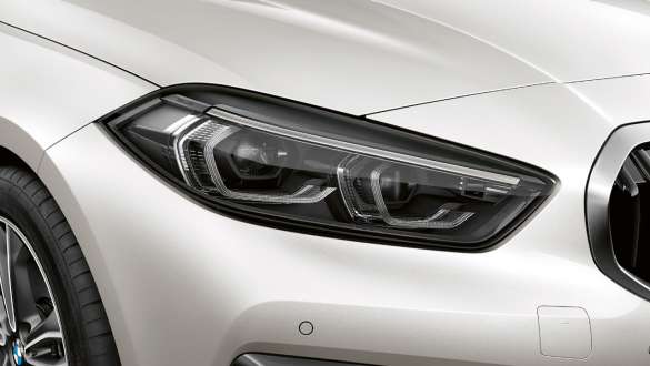 Світлодіодні фари. Світлодіодні фари моделі BMW 1 серії Sport Line в Mineral White металік.