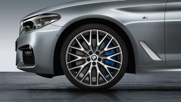 20-дюймові легкосплавні колеса Cross-Spoke 636 на BMW 5 серії Седан G30 20-дюймові легкосплавні колеса Cross-Spoke 636 на BMW 5 серії Седан G30