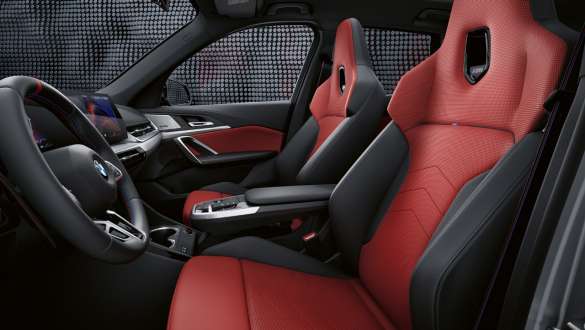 BMW X1 M35i xDrive, інтер’єр, сидіння M Sport BMW X1 M35i xDrive, інтер’єр, деталь, сидіння M Sport