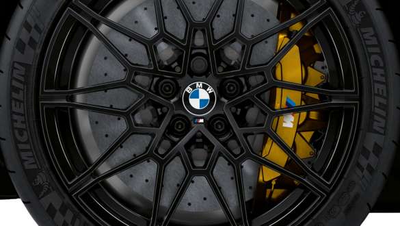 Карбоно-керамічні гальма M BMW M3 Competition Седан G80 2020 BMW M3 Competition Седан G80 2020 карбоно-керамічні гальма M зблизька.