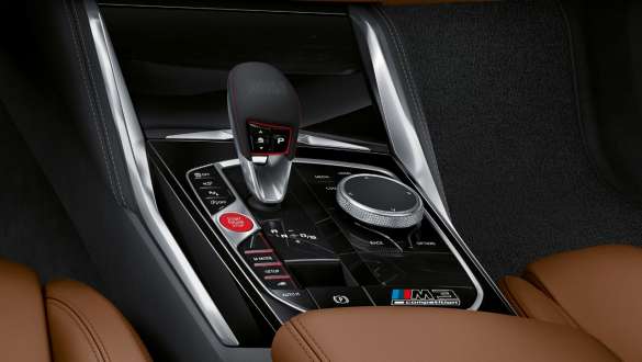 8-ступінчаста коробка передач M Steptronic BMW M3 Competition Седан G80 2020 BMW M3 Competition Седан G80 2020 8-ступінчаста коробка передач M Steptronic зблизька.