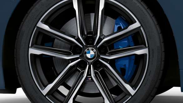 Гальмівна система M Sport, BMW M440i xDrive Coupé G22 2020 BMW M440i xDrive Coupé G22 82 2020 гальмівна система M Sport з легкосплавними колесами
