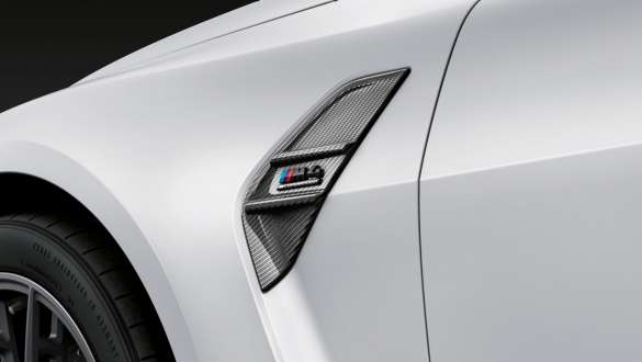 Повітровод M Performance з вуглецевого волокна на BMW M4 Coupé G82 2020 BMW M4 Coupé G82 2020 повітровод M Performance з вуглецевого волокна крупним планом