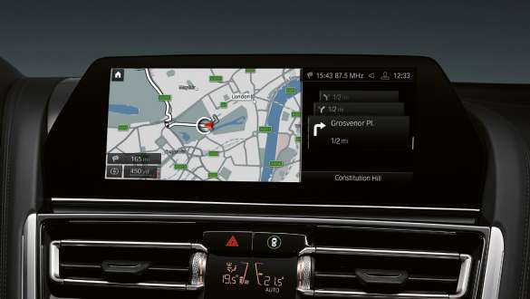 BMW Live Cockpit Professional. Автомобілі BMW 8 серії Кабриолет M з BMW Live Cockpit Professional.