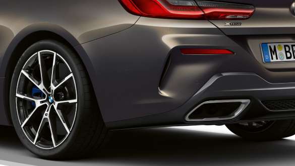 Спортивний диференціал М. BMW M850i xDrive Кабріолет зі спортивним диференціалом М.
