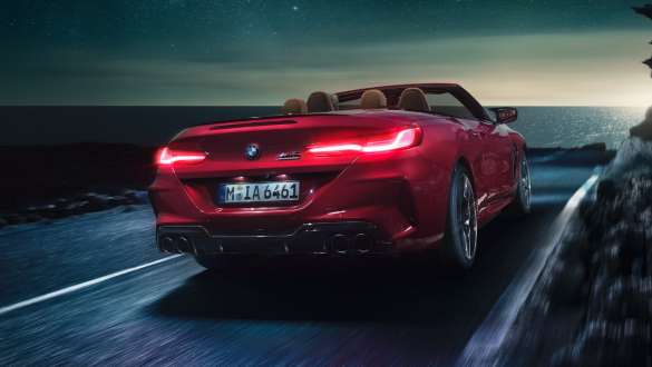 M xDrive. BMW M8 Competition Кабріолет з M xDrive.