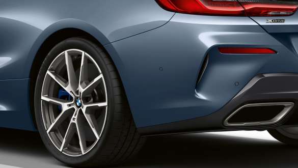 Інтегроване активне рульове керування. BMW M850i xDrive Coupe з інтегрованим активним рульовим керуванням.