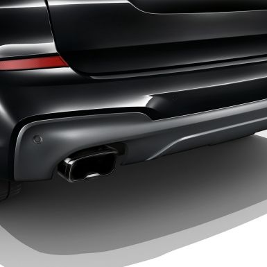 BMW X3 M40i і BMW X3 M40d, обробка вихлопної труби. BMW X3 M40i і BMW X3 M40d в Black Sapphire металік, екстер'єр, обробка вихлопної труби в Black Chrome.