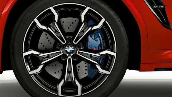Гальма M Compound. BMW X4 M Competition в Toronto Red металік, екстер'єр, легкосплавні диски М з гальмами M Compound.