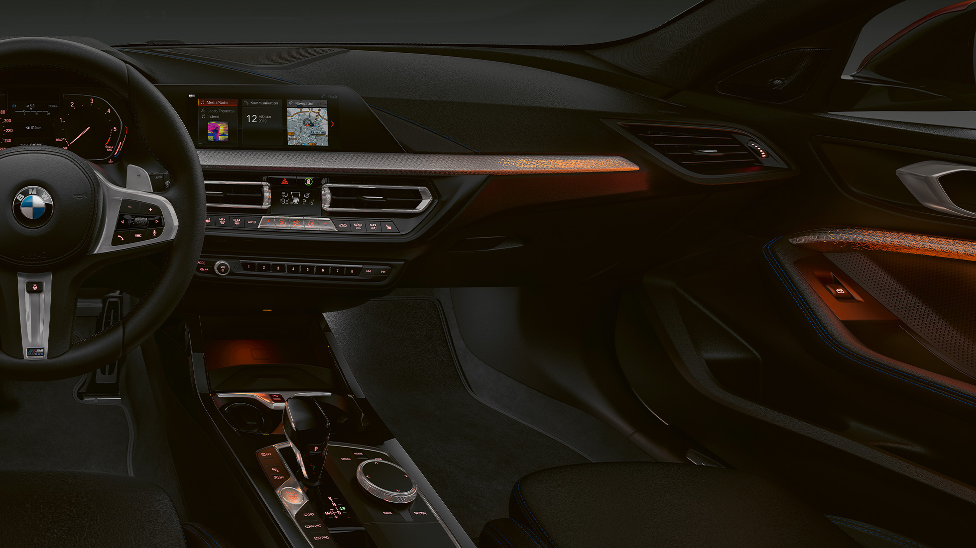 Обробка салону 'Illuminated Boston'. BMW 1 серії модель M Sport, обробка салону 'Illuminated Boston'.