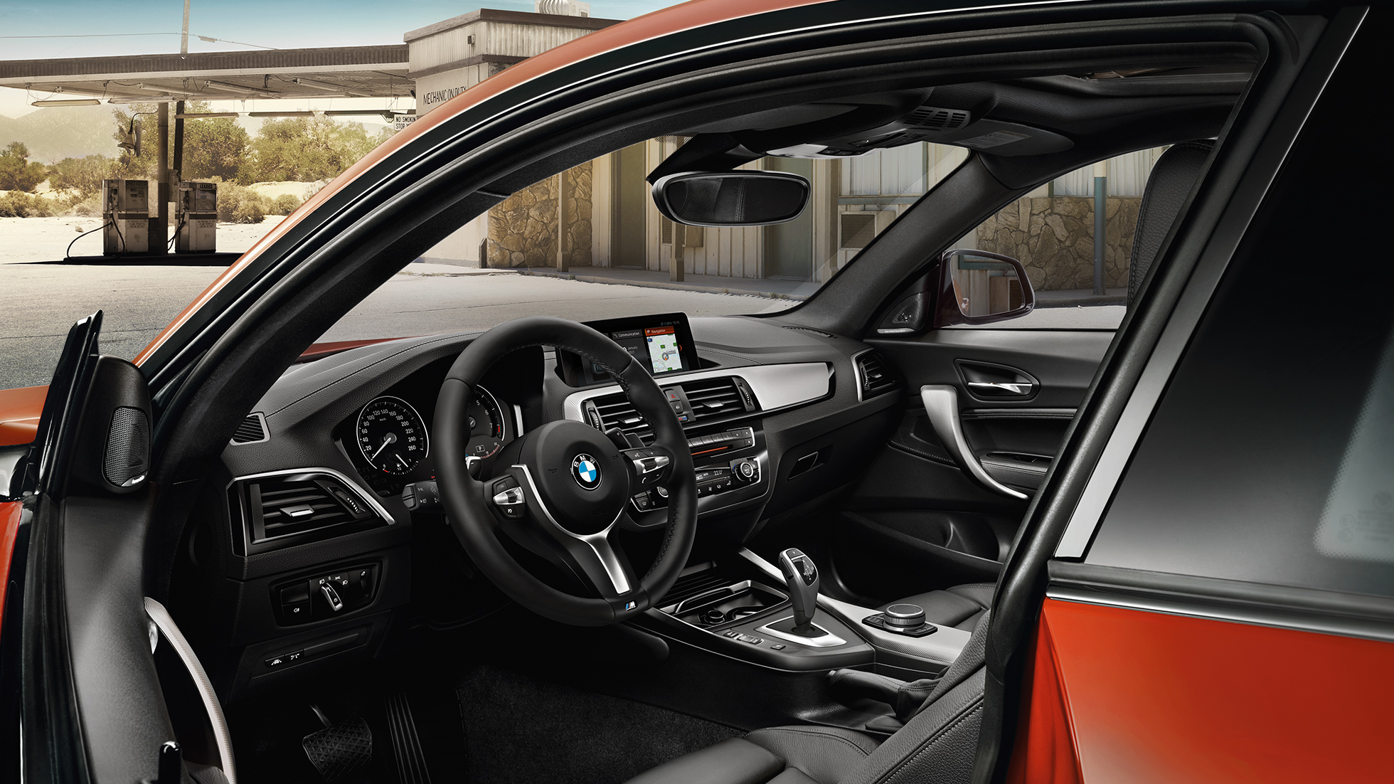 Салон BMW 2 серии Coupé. Салон BMW 2 серии Coupé.