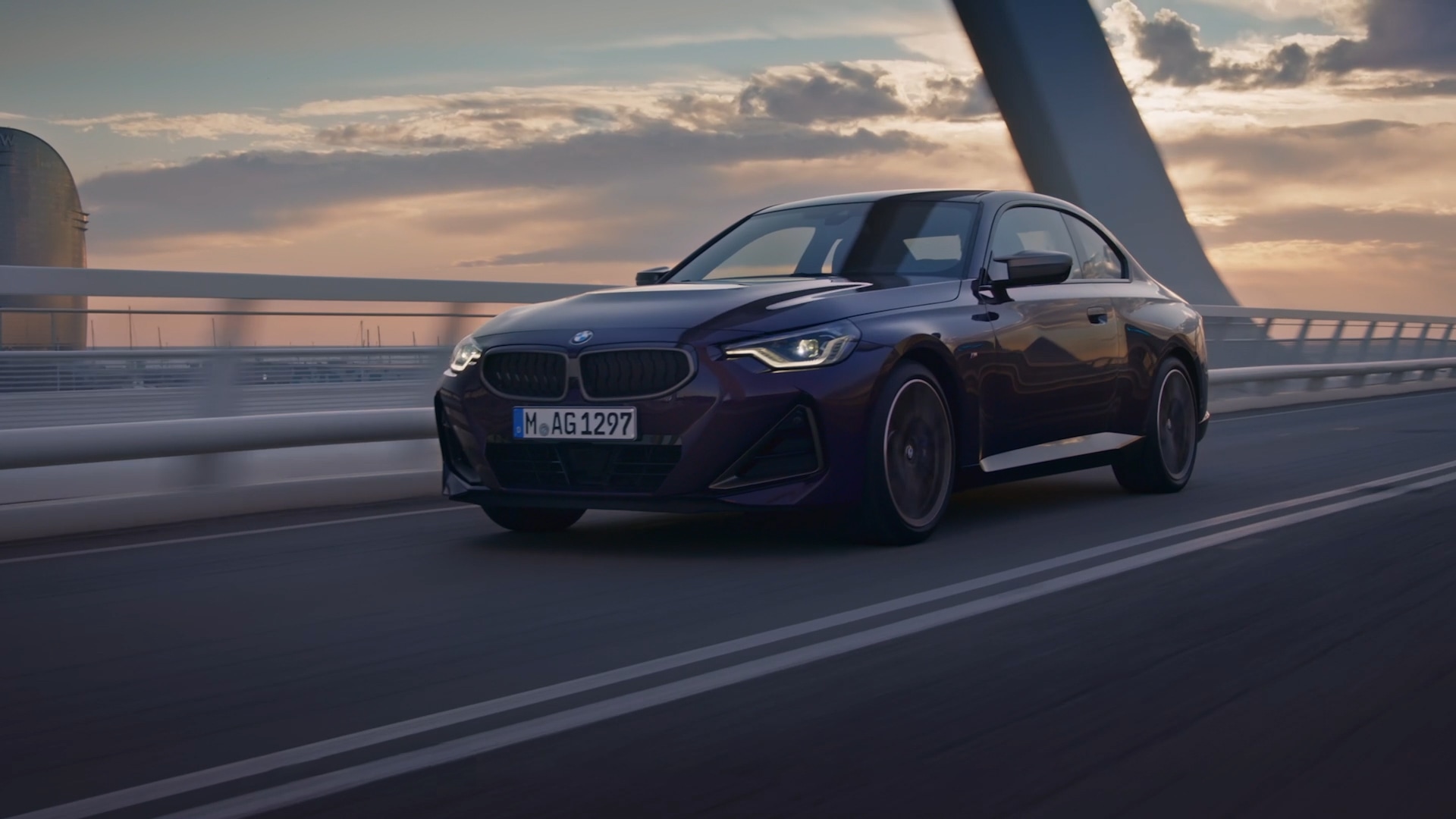 BMW 2 Series Coupé G42 2021 ходові характеристики в відео BMW 2 Series Coupé G42 2021 ходові характеристики в відео