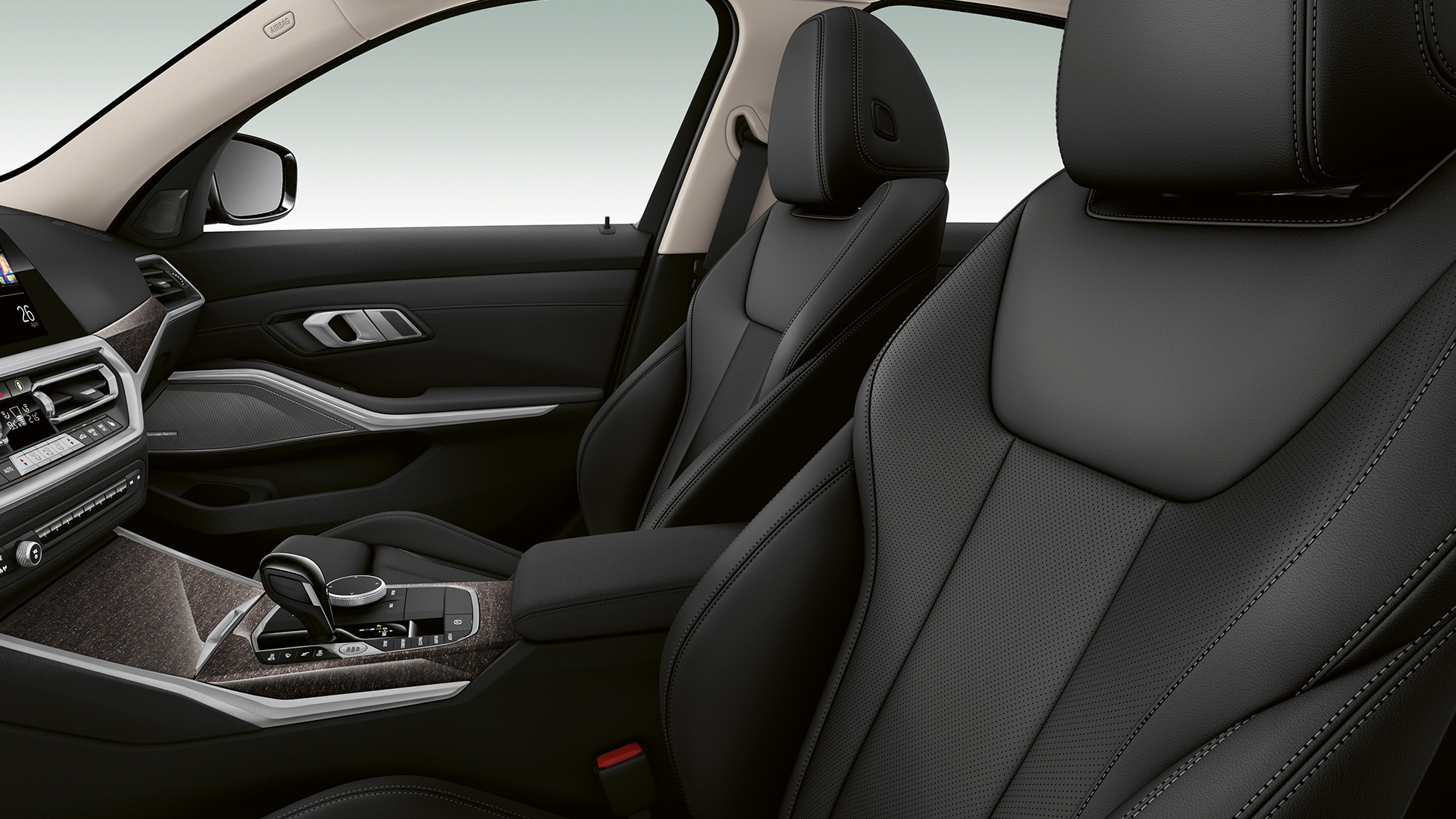 BMW 3 серії Седан Luxury Line, передні сидіння. Вид збоку передніх сидінь седана BMW 3 серії Luxury Line крупним планом.