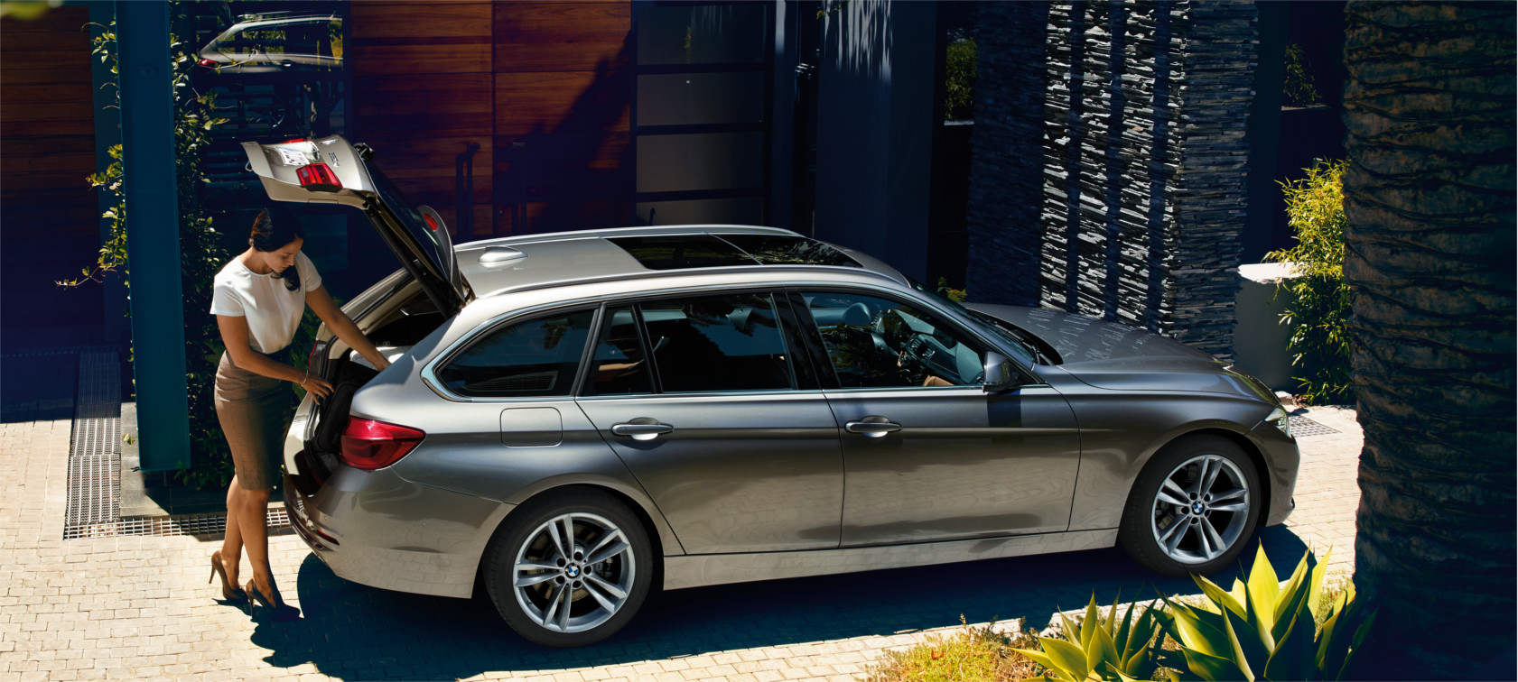 Комфорт и функциональность на BMW 3 серии Туринг Комфорт и функциональность на BMW 3 серии Туринг