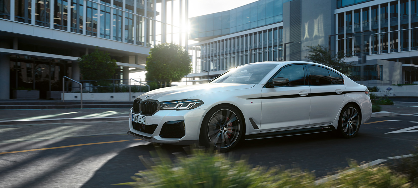 Деталі M Performance на BMW 5 серії Седан G30 Деталі M Performance на BMW 5 серії Седан G30