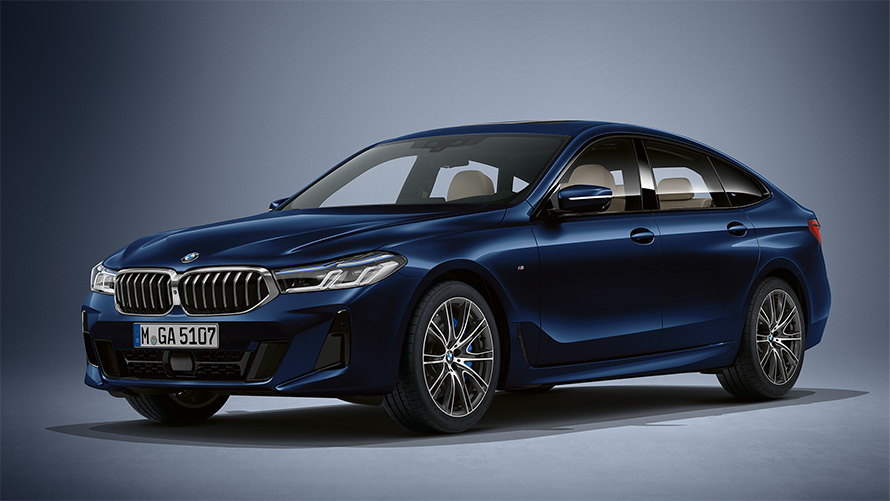BMW Individual лакофарбове покриття Tansanite blue metallic BMW 6 серії Gran Turismo G32 2020 три чверті вигляд спереду на стоячий автомобіль