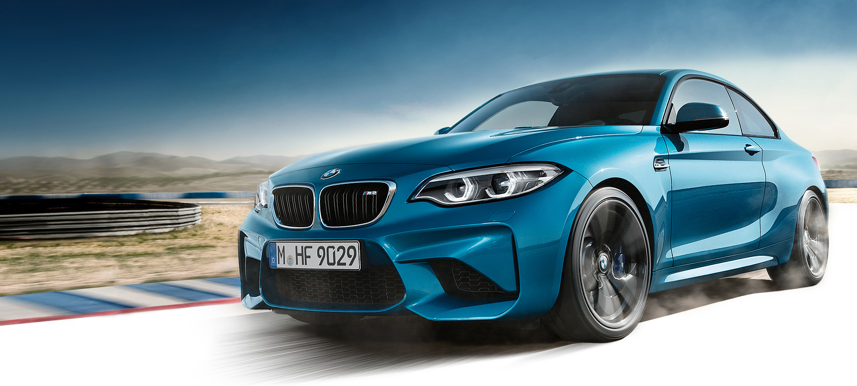 Динамические характеристики и эффективность BMW M2 Купе Динамические характеристики и эффективность BMW M2 Купе