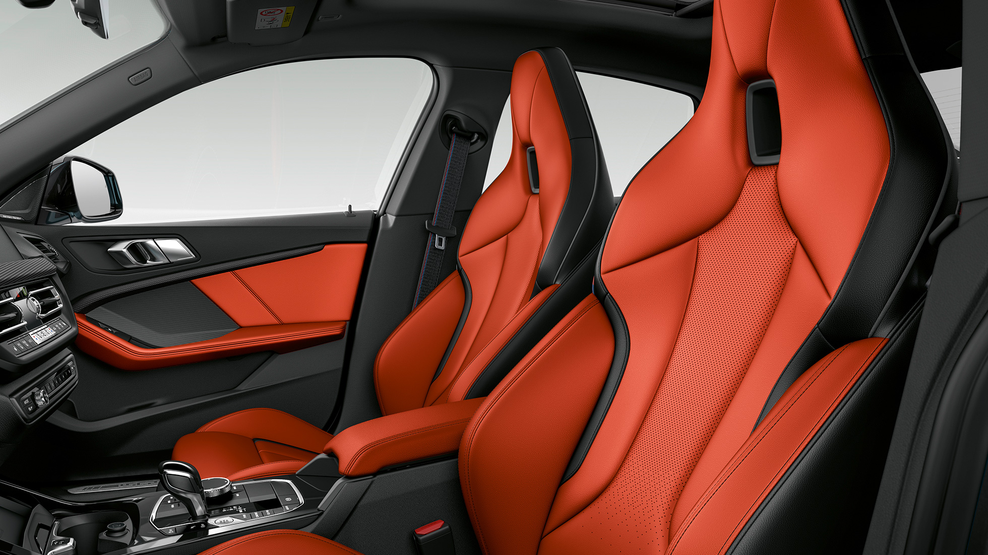 Інтер'єр BMW M235i xDrive Gran Coupé Інтер'єр преміум класу BMW M235i xDrive Gran Coupé 2020 F44 салон