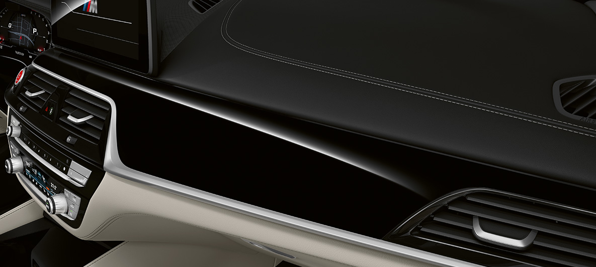 BMW Individual BMW M5 Седан F90 LCI 2020 декоративні планки BMW Individual кольору ‘Чорний рояльний лак’ салон BMW Individual BMW M5 Седан F90 LCI 2020 декоративні планки BMW Individual кольору ‘Чорний рояльний лак’ салон