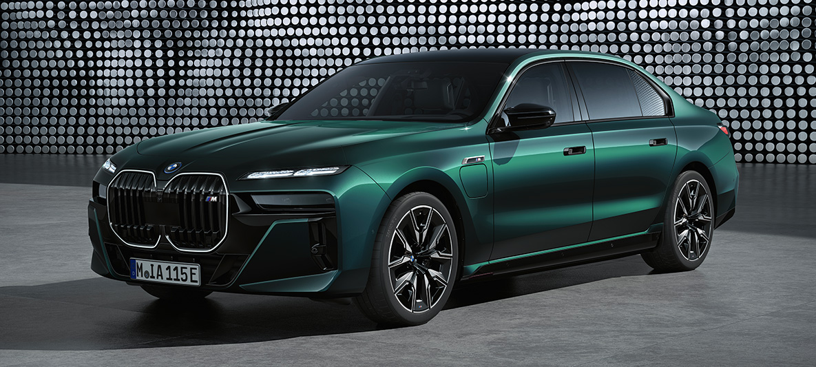 Aurora Diamond Green Спеціальне лакофарбове покриття Автомобілі BMW M7 G70 Автомобілі BMW M7 G70 Aurora Diamond Green Спеціальне лакофарбове покриття