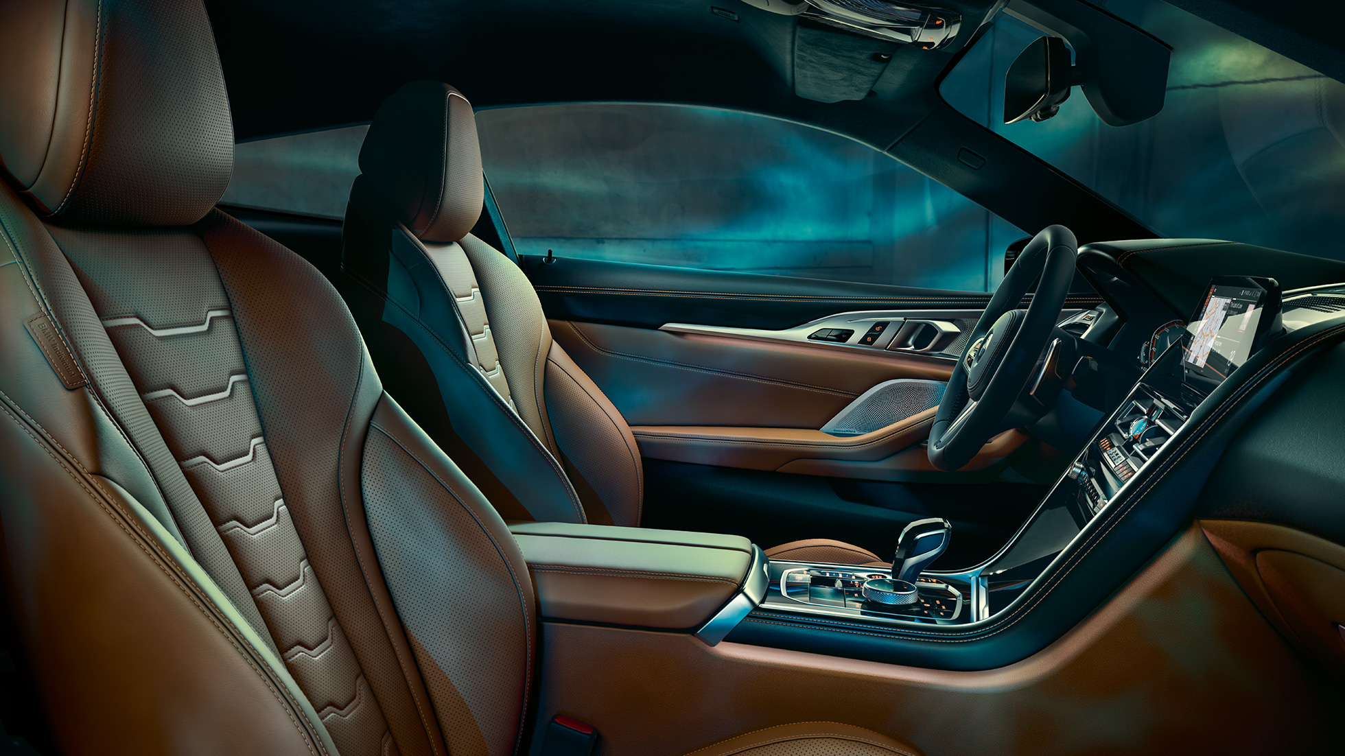 BMW M850i xDrive Coupé, салон. BMW M850i xDrive Coupé, салон з багатофункціональними сидіннями в BMW Individual з натуральної шкіри 'Merino' Tartufo / Black.