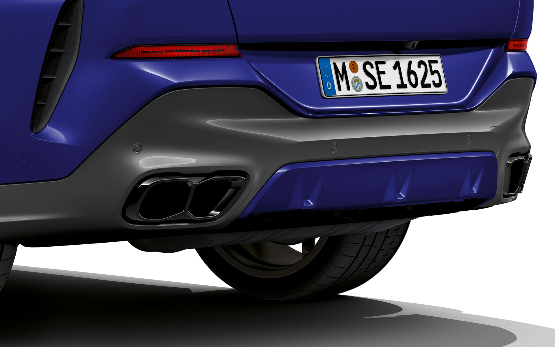 BMW X6 M60i xDrive G06 MP Вихлопна система BMW X6 M60i xDrive G06 MP Вихлопна система великим планом