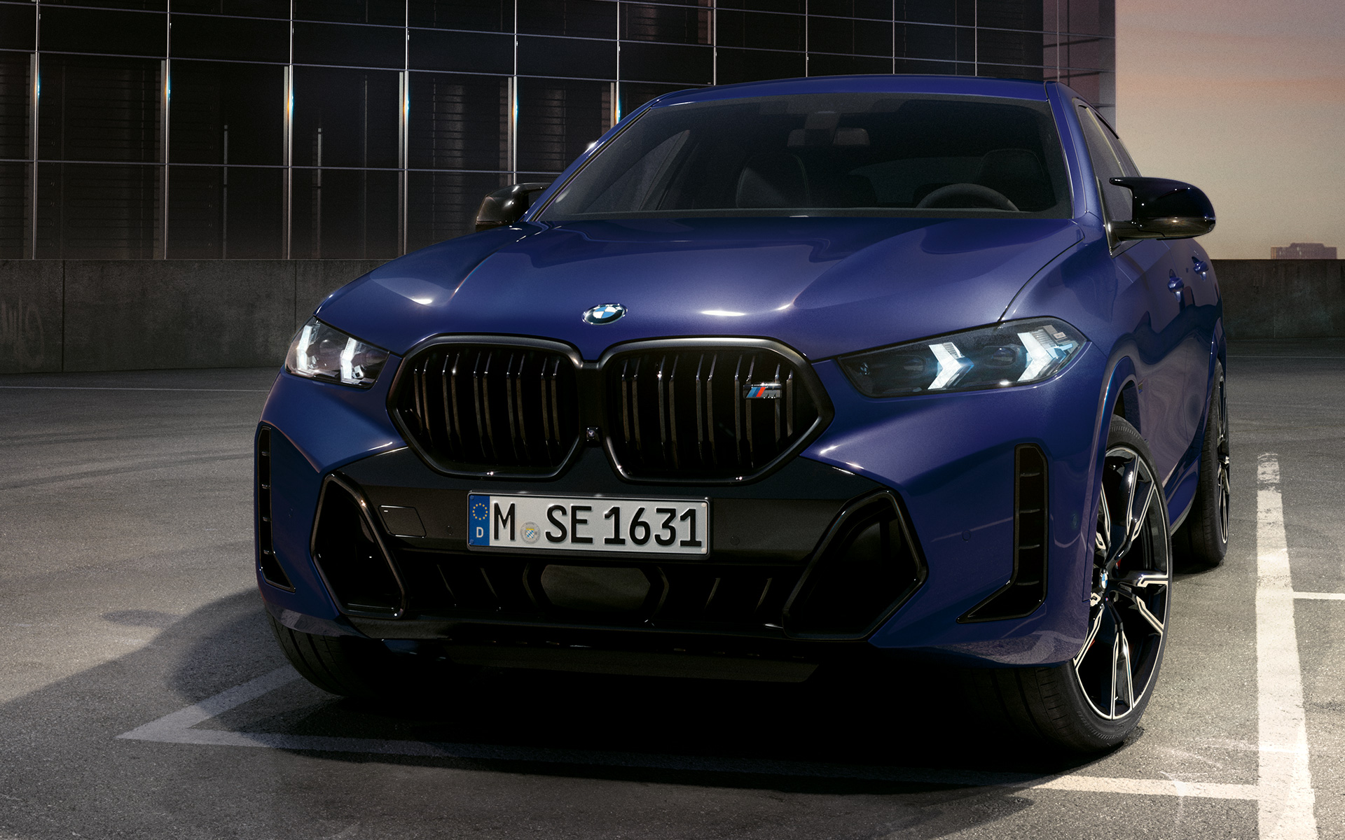 BMW X6 M60i xDrive G06 MP Адаптивні світлодіодні фари BMW X6 M60i xDrive G06 MP Адаптивні світлодіодні фари великим планом