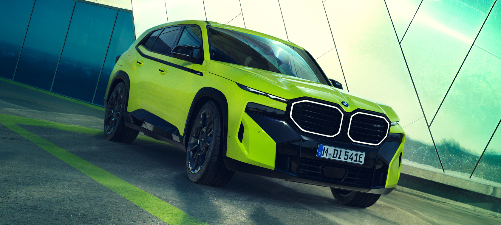 BMW XM 50e G09 паркування BMW XM 50e G09 екстер’єр, паркування