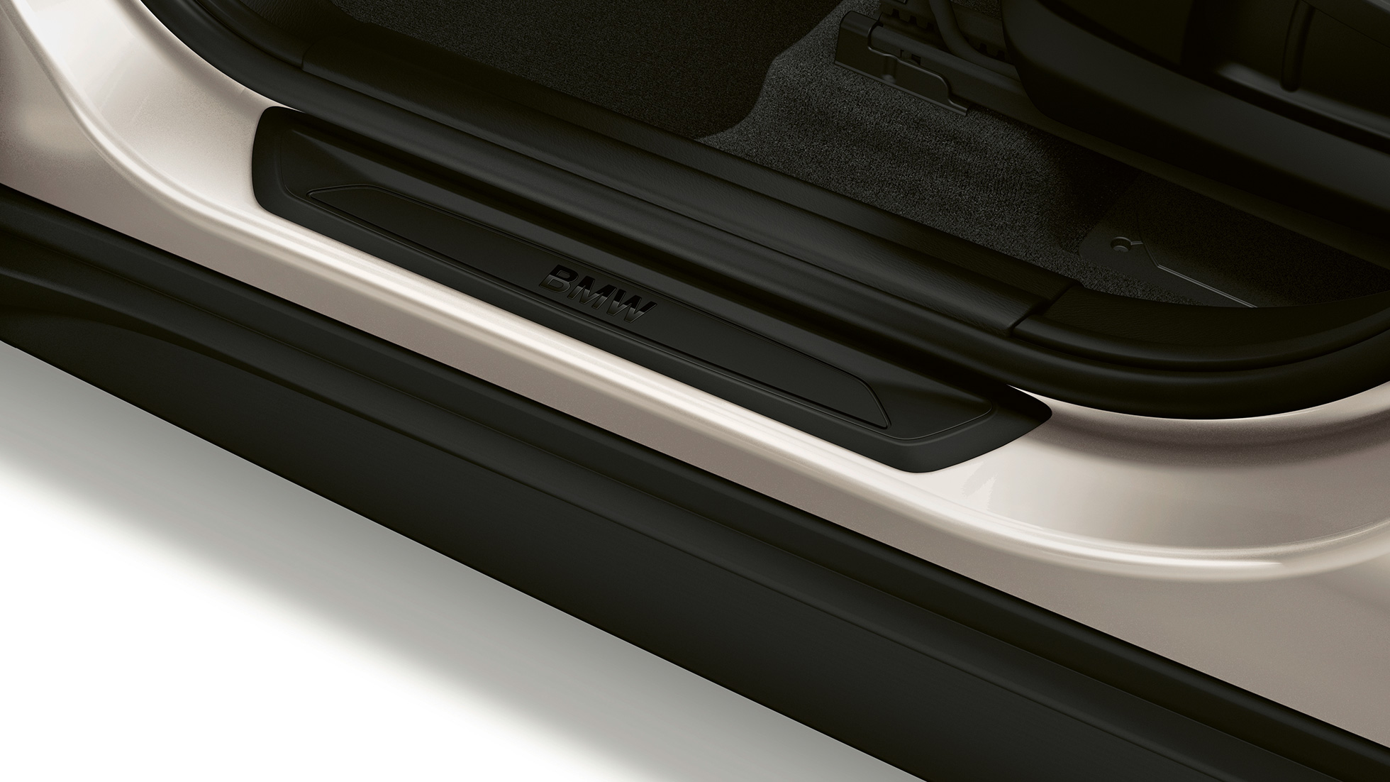 BMW X1, модель Advantage, дверные пороги BMW X1, модель Advantage, вид сбоку с крупным планом на пороги