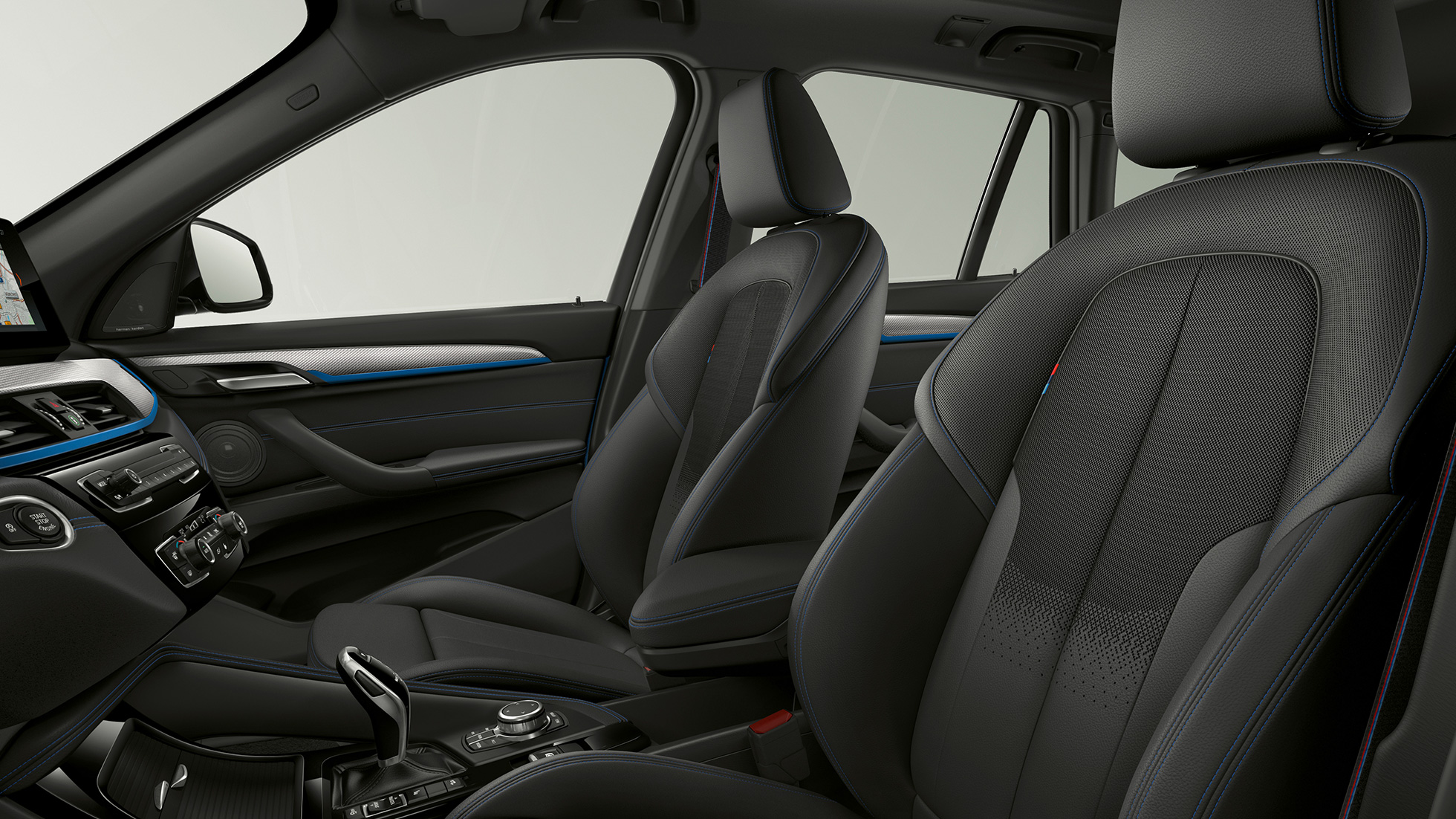 BMW X1, модель М Sport, отделка BMW X1, модель М Sport, салон с отделкой