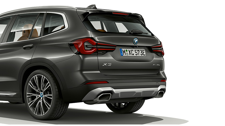BMW X3 G01 в кольорі Sophisto Grey дизайн задньої частини 2021 BMW X3 G01 в кольорі Sophisto Grey крупний план ззаду 2021
