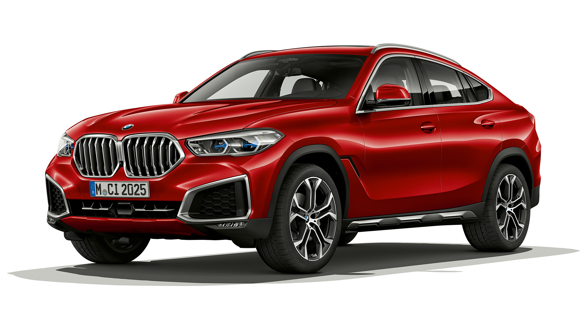 BMW X6 з BMW xLine, екстер’єр. BMW X6 з BMW xLine, вид спереду з поворотом в три чверті.