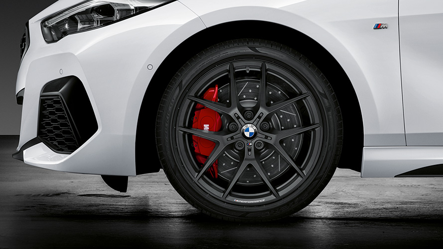 18" M Performance V-Spoke 554 M 18" ковані диски M Performance V-Spoke 554 M матового чорного кольору Jet Black Matt, комплект зимових коліс у зборі