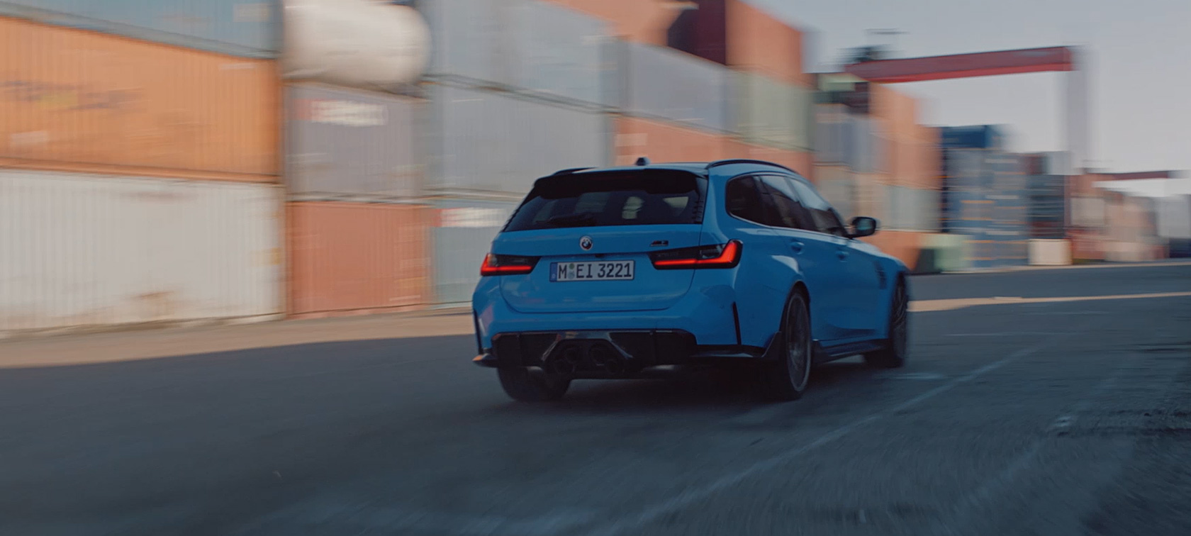 Аксесуари BMW M Performance на BMW M3 Touring G81 у відео Аксесуари BMW M Performance на BMW M3 Touring G81 у відео