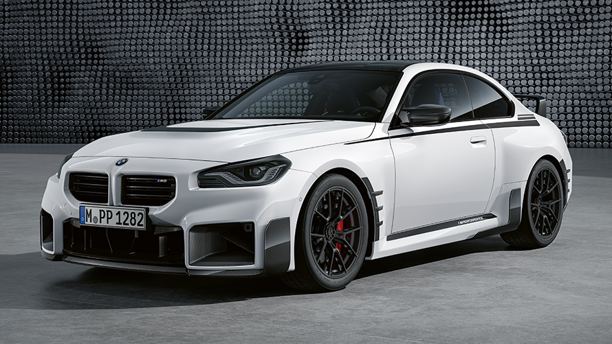 Аксесуари BMW M Performance Аксесуари BMW M Performance, вид у три чверті спереду
