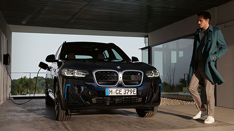 BMW iX3 BMW iX3 з BMW Service Inclusive