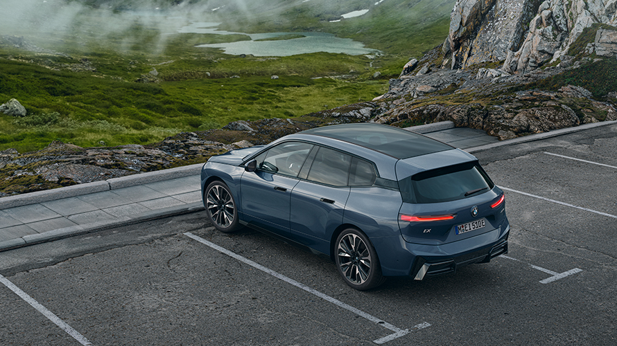 Пропозиція щодо фінансування та лізингу BMW iX Пропозиція щодо фінансування та лізингу BMW iX