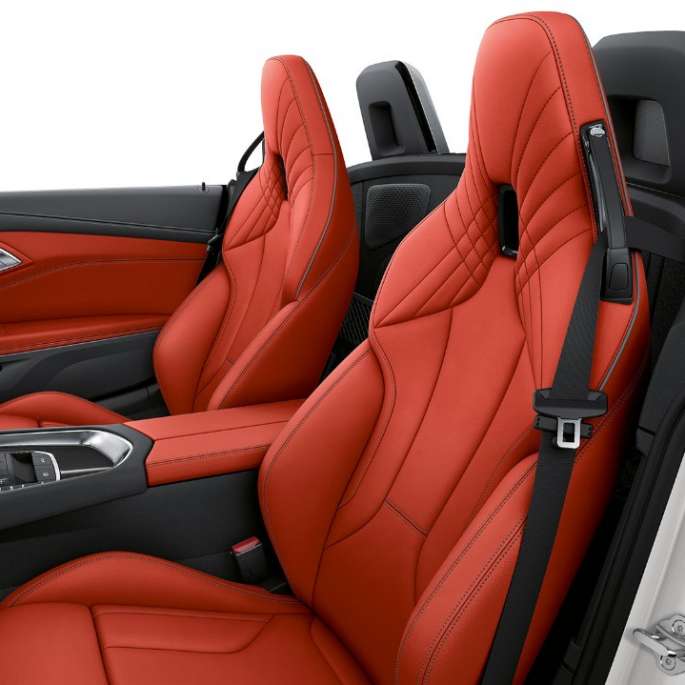 BMW Z4 Родстер Sport Line BMW Z4 Родстер Sport Line, передні сидіння