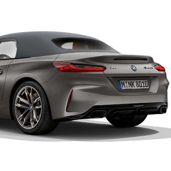 BMW Z4 Родстер M40i BMW Z4 Родстер M40i, задній знімок три чверті